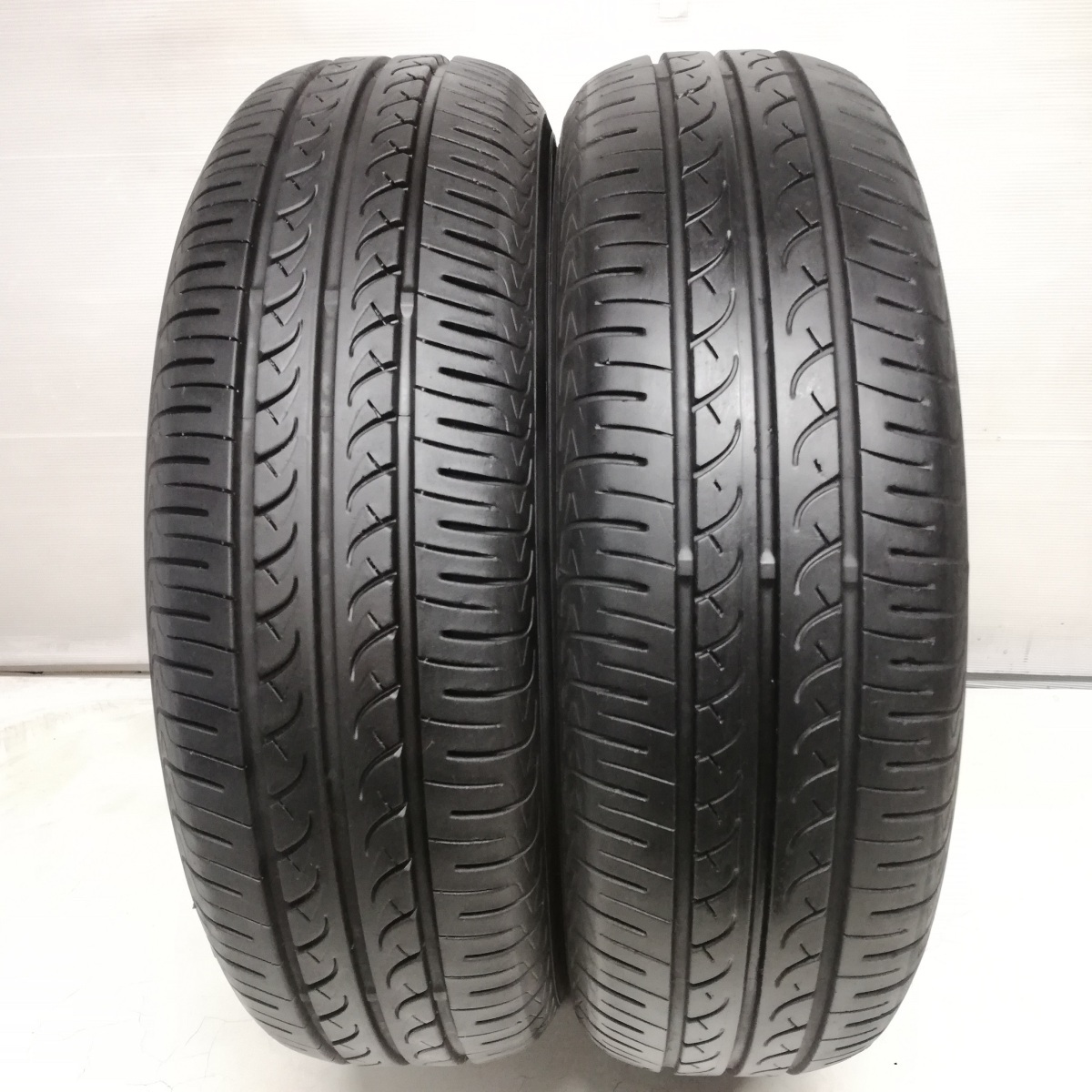 ◆本州・四国は送料無料◆ 175/70R14 ヨコハマタイヤ 70~80% ’16 '19 アレックス カローラ ポルテ シエンタ ノーマルタイヤ 2本_画像1