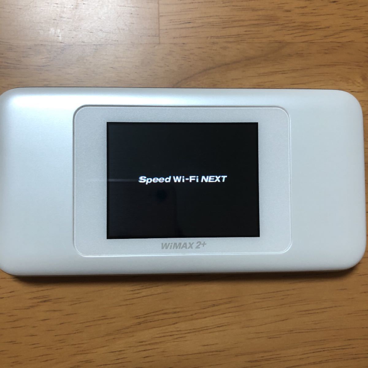 Speed Wi-Fi NEXT W06 ホワイトxシルバー
