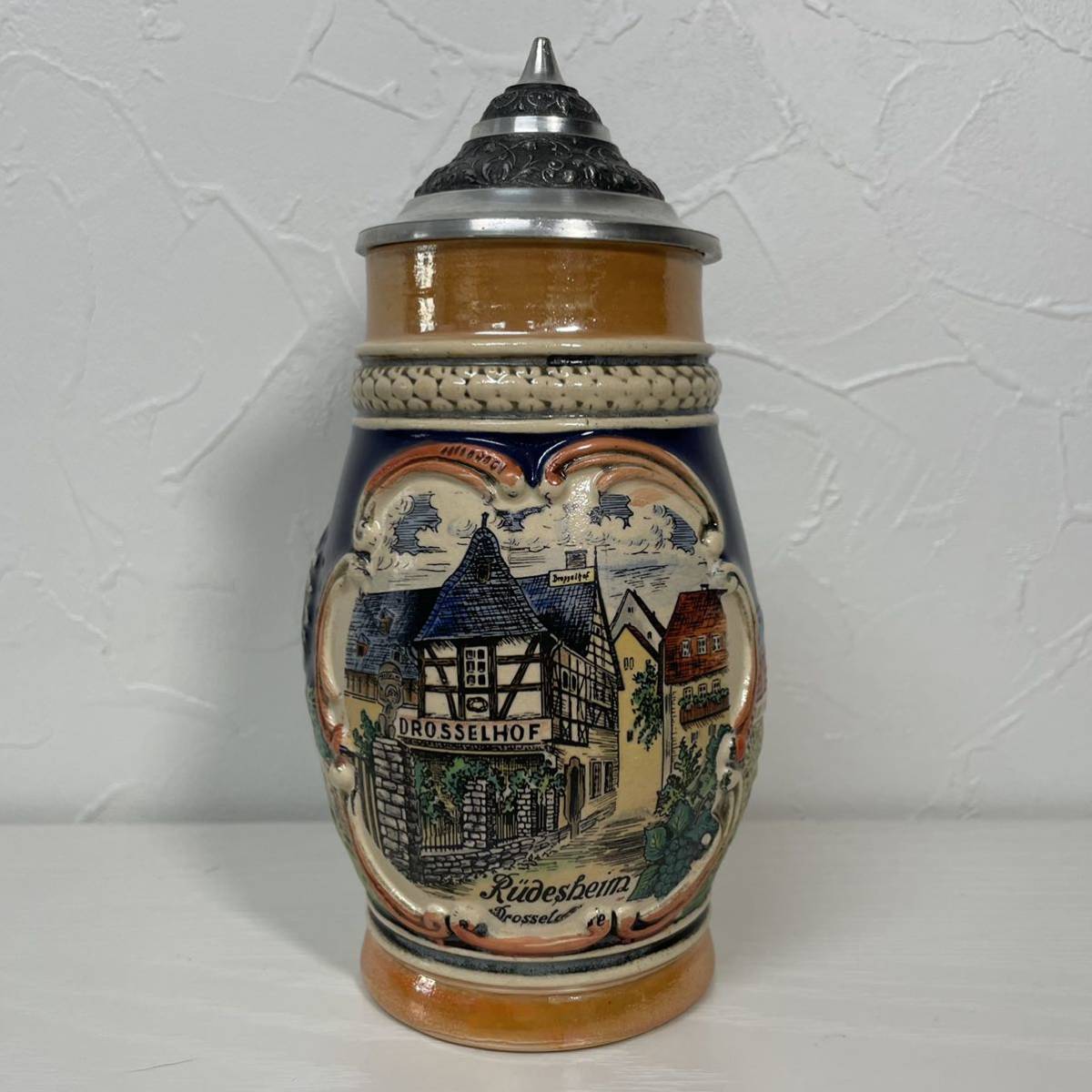 ★594 ドイツ製 蓋付き ビアマグ ビールジョッキ リューデスハイム 陶器の画像2