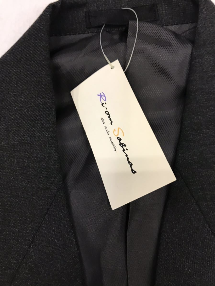 【新品】未使用 夏物　ソフトジャケット　サイズ S 日本製 チャコールグレー無地　毛 100% ノーベント　袖釦3個　裏地にキュプラ仕様_画像3
