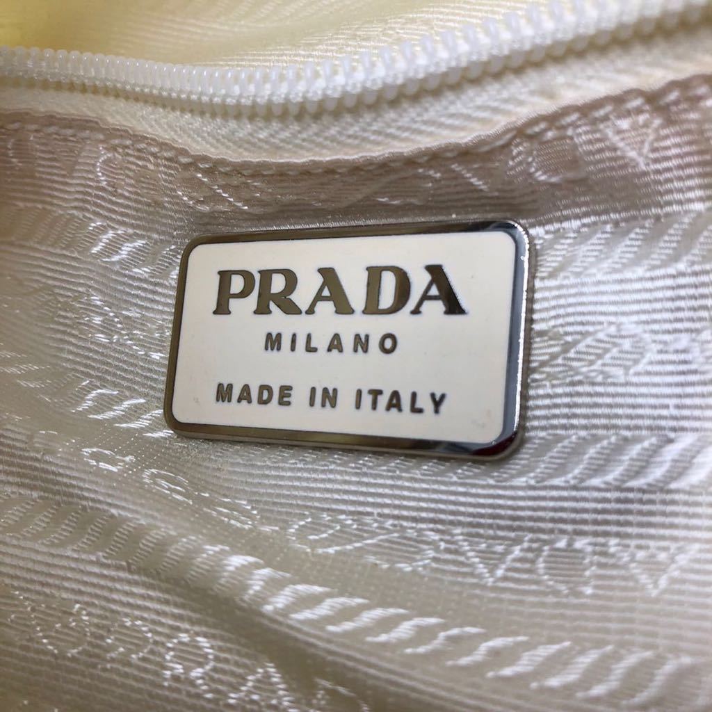 1円【極美品・希少色】 PRADA ショルダーバッグ スクエア型 三角