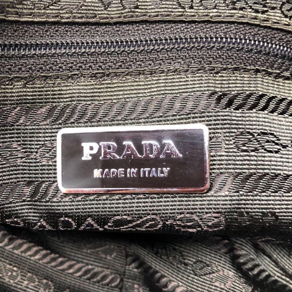 1円【極美品】 PRADA ショルダーバッグ スクエア型 三角プレート 斜