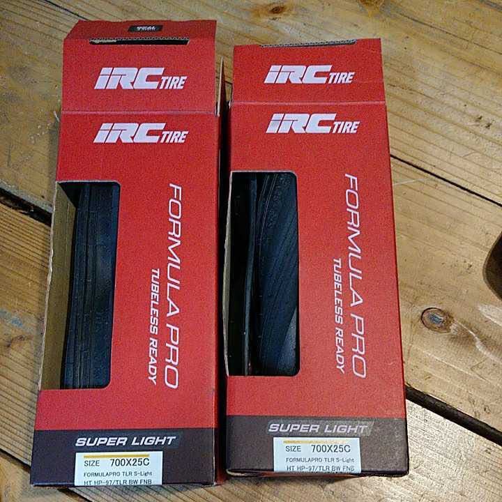 IRC Formula PRO TUBELESS READY S-Light 700x25C [2本セット]