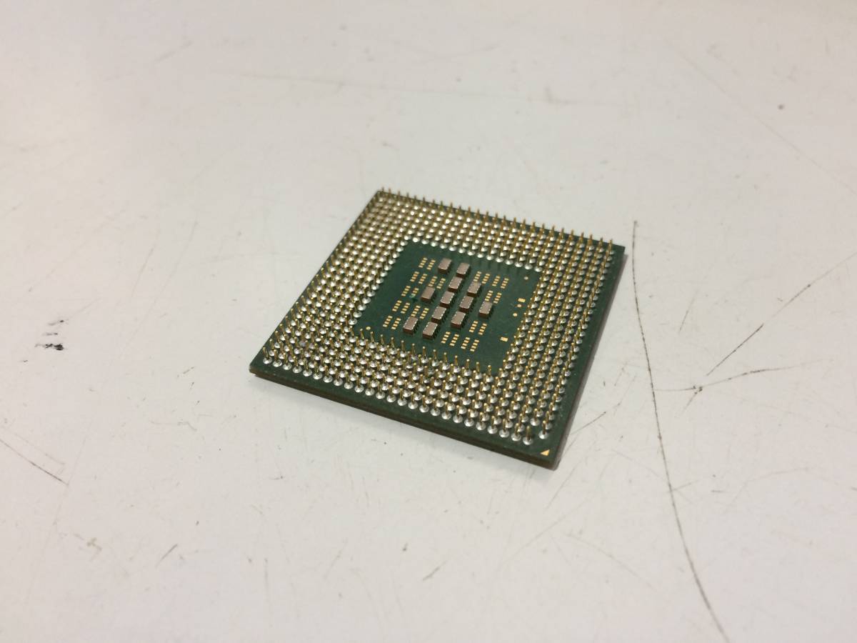 中古品 intel Pentium M 705 1.5GHz L2:1MB FSB:400MHz 現状品_画像3