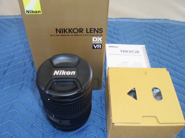展示美品 Nikon 高倍率ズームレンズ AF-S DX NIKKOR 18-300mm f/3.5