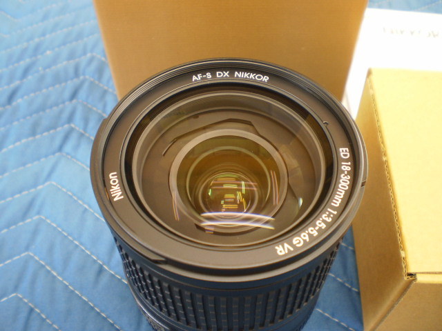 展示美品 Nikon 高倍率ズームレンズ AF-S DX NIKKOR 18-300mm f/3.5