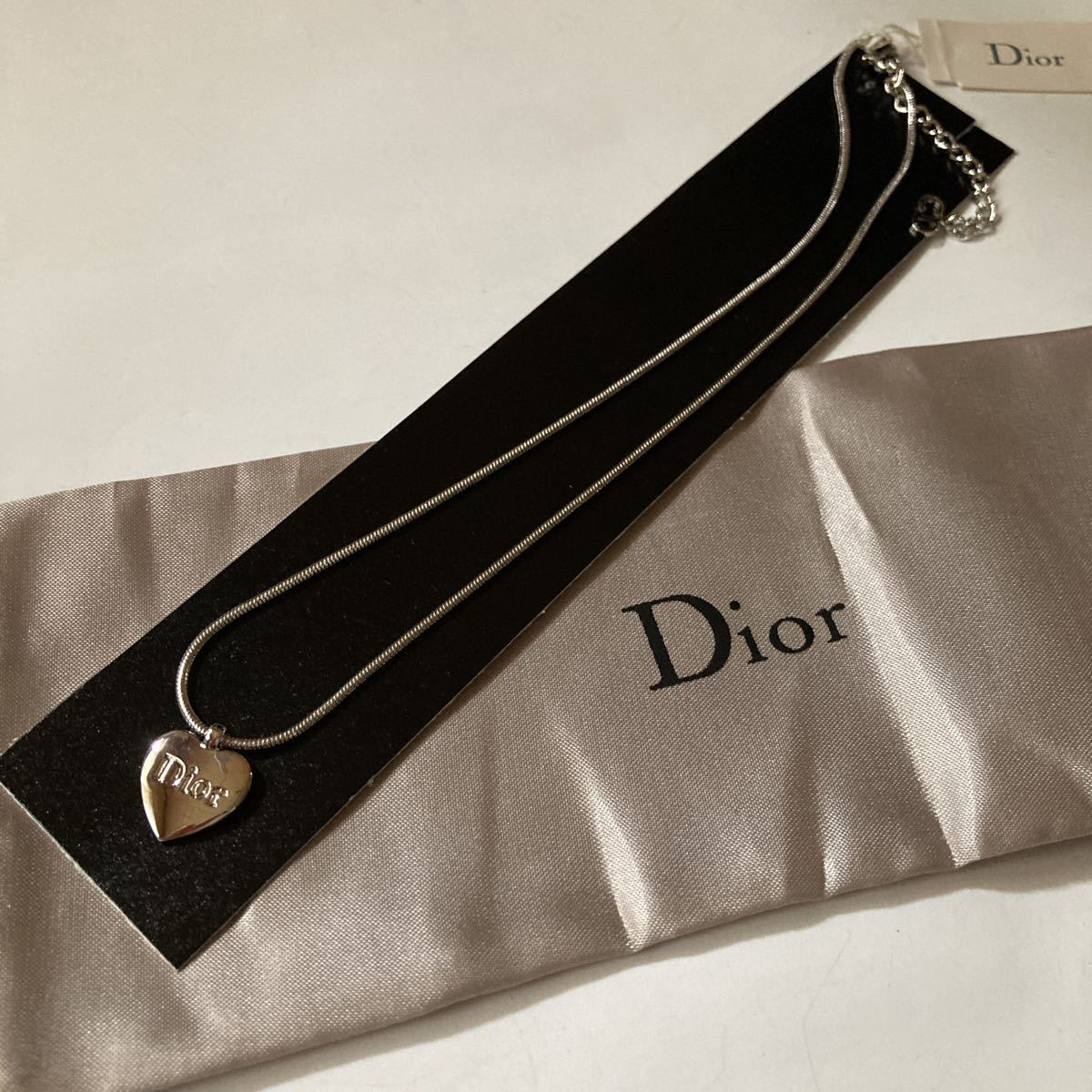 Christian Dior ネックレス クリスチャンディオール シルバーカラー
