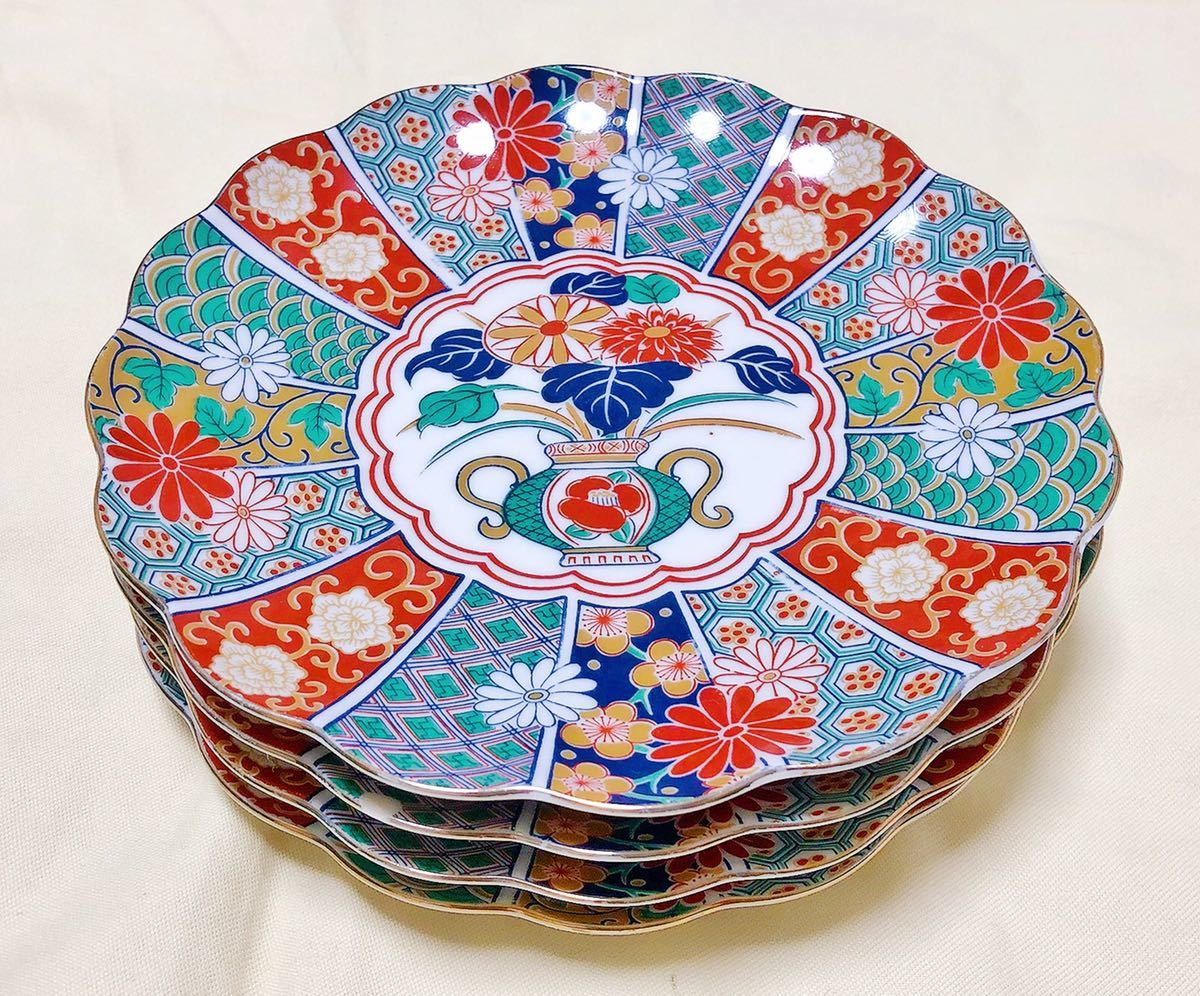 有田焼 陶扇窯 古伊万里風 錦絵菊花紋皿 平皿4枚|Yahoo!フリマ 有田焼 陶扇窯 古伊万里風 錦絵菊花紋皿 平皿4枚|Yahoo!フリマ