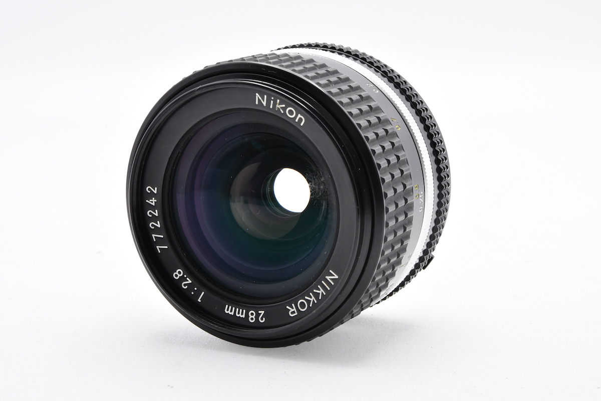 ブランド 新品 Nikon Ai-s NIKKOR 28mm 2.8 広角 単焦点 レンズ FX 