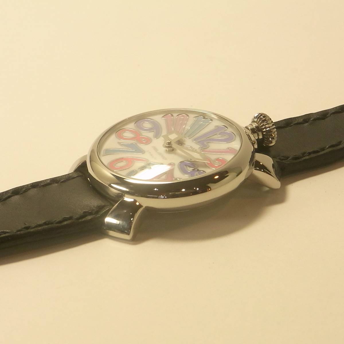 美品 稼働品 GaGa MILANO MANUALE 40MM ガガミラノ マヌアーレ40mm クオーツ 腕時計 新品牛革黒ベルト 激安販売中 ガガミラノ 新品牛革ベルト 腕時計 クオーツ マヌアーレ40mm 腕時計(アナログ)