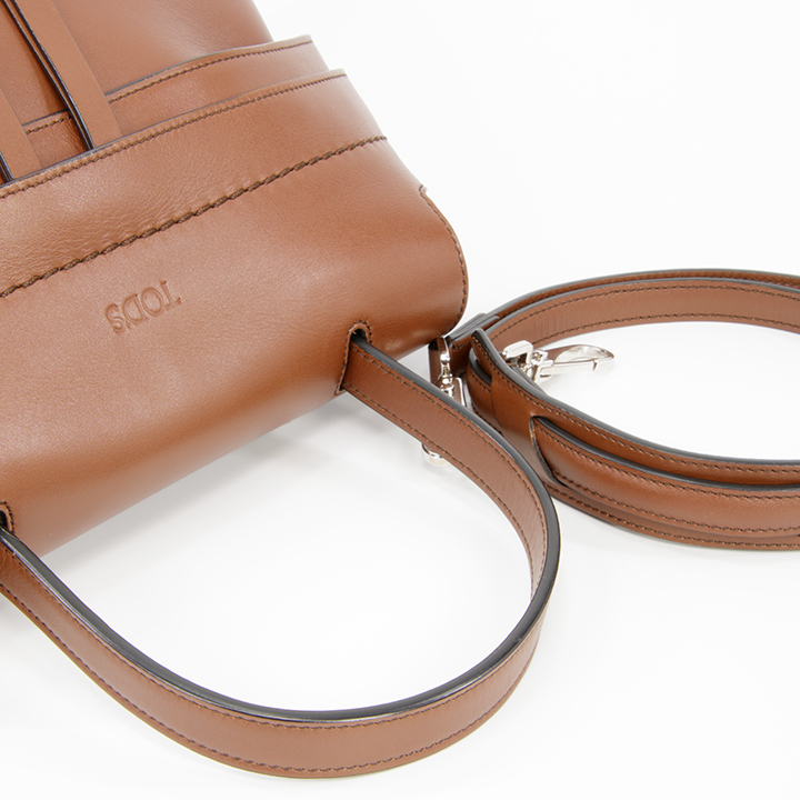 TOD'S・トッズ・2WAYショルダーバッグ(ウェーブ・人気・綺麗・斜め掛け