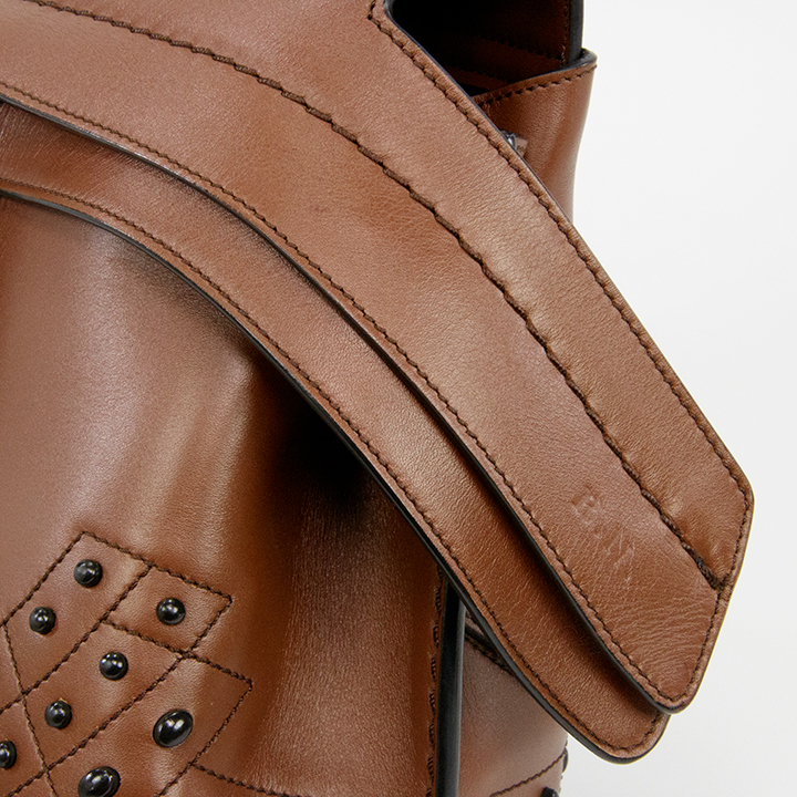 80%以上節約 TOD'S トッズ 2WAYショルダーバッグ ウェーブ 人気 綺麗