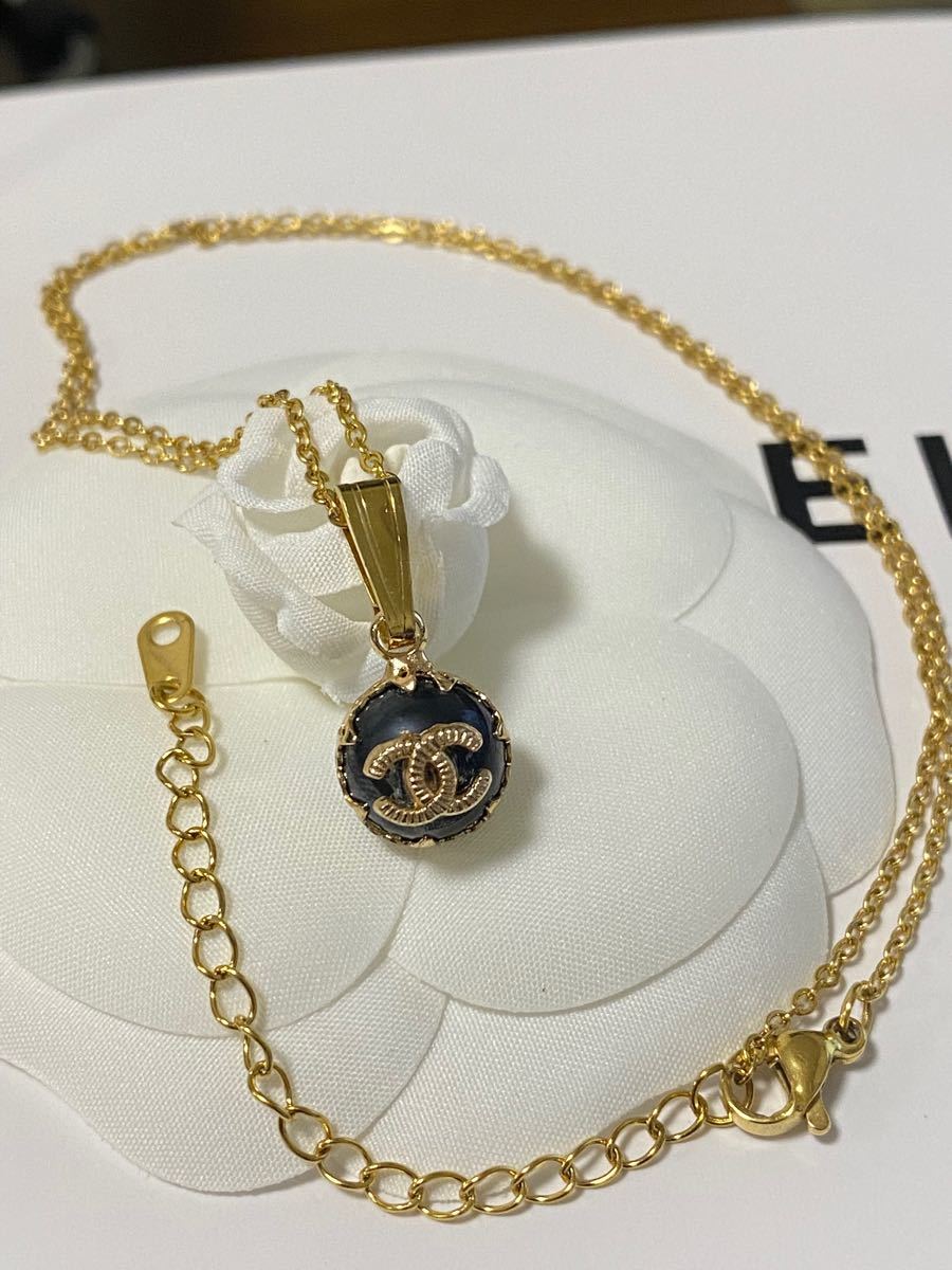 2022新作 Pre Autumn CHANEL ヴィンテージ ボタン ネックレス - 通販