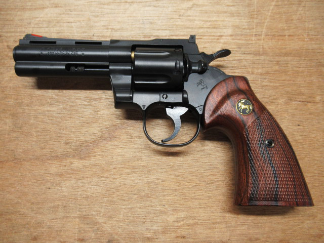 新品在庫あ ヤフオク! - コクサイ COLT PYTHON .357 6インチ コルトパイ... お得安い