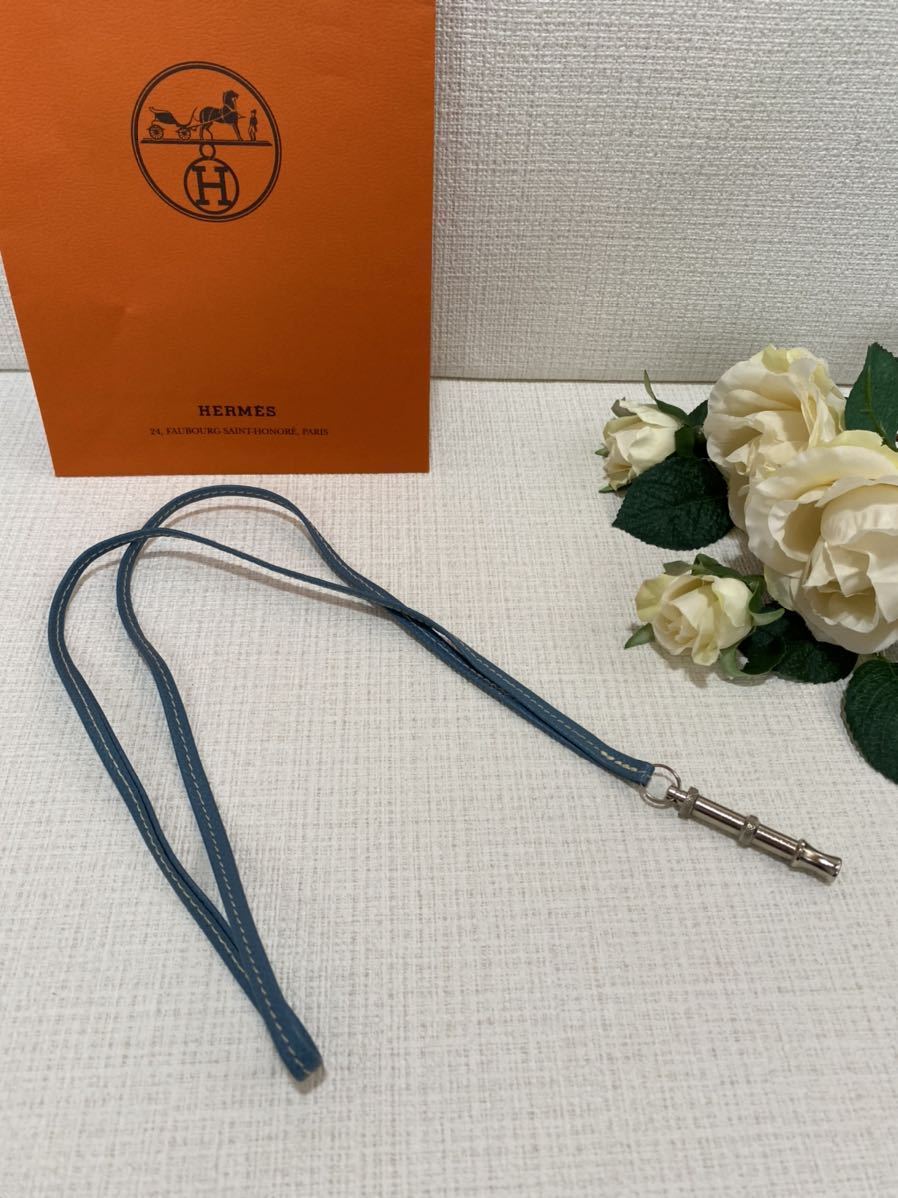 世界有名な 美品☆HERMESエルメスホイッスルレザーネックレス