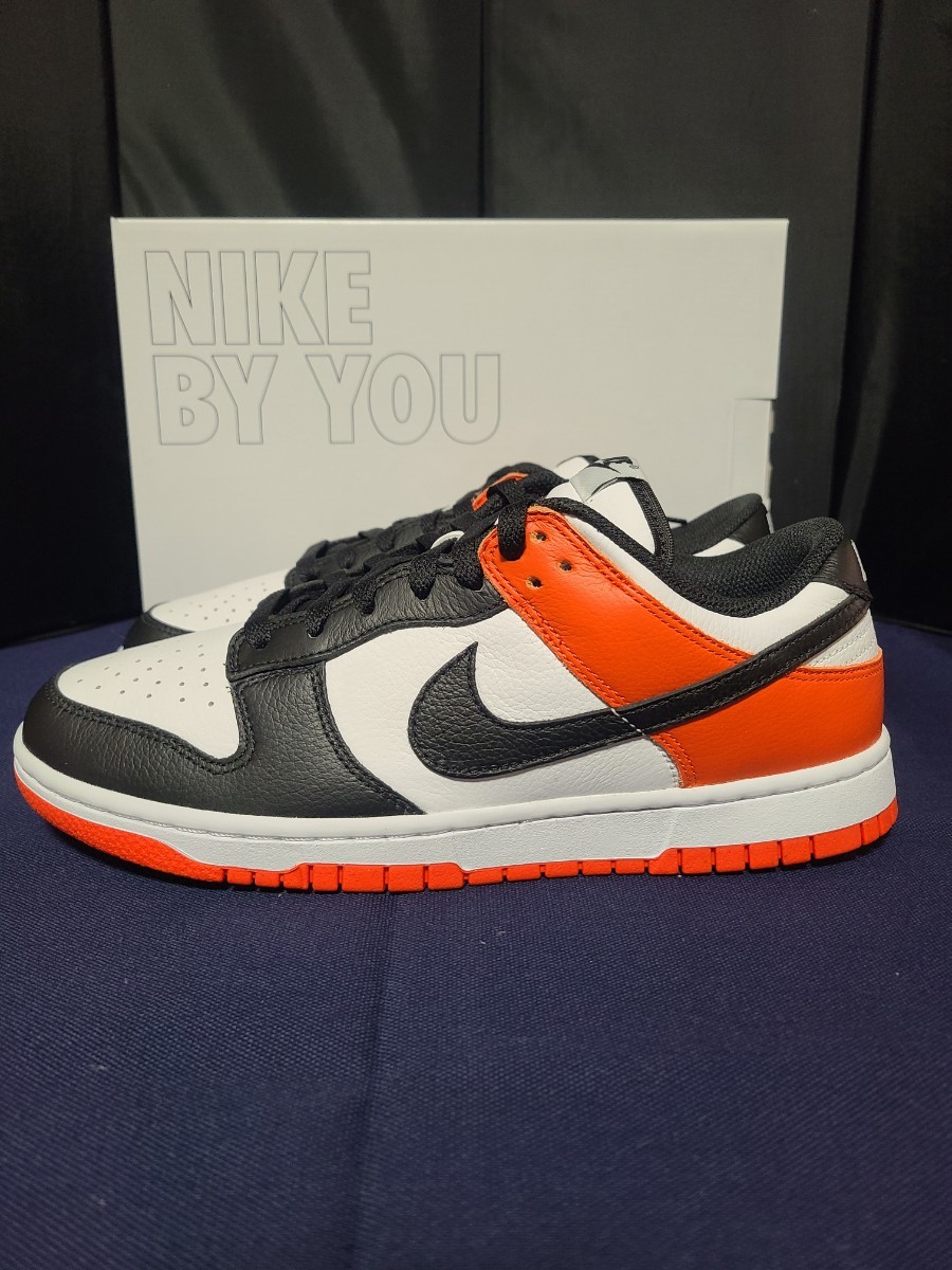 ナイキ NIKE Nike dunk low 365 by you 黒×オレンジ26.5cmの通販 by 