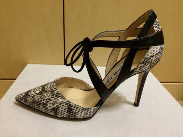 ■　JIMMY CHOO ジミーチュウ　パイソン　パンプス　新品　■_画像2