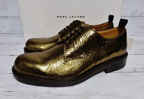 送料無料 新品 定価9.5万 MARC JACOBS ゴールド レザー シューズ 41 メンズ イタリア製 牛革 マークジェイコブス 靴