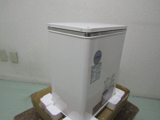 itomic イトミック 電気温水器 EWR12BNN207BO 未使用品 2018年製 itomic イトミック 電気温水器 EWR12BNN207BO 未使用品 2018年製