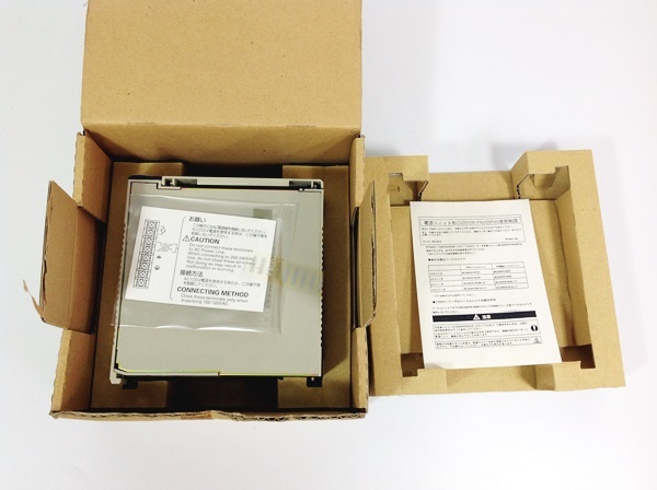 【AH-5841】★送料無料★ 未使用品 OMRON オムロン PLC CS1シリーズ AC電源ユニット C200HW-PA209R_画像4