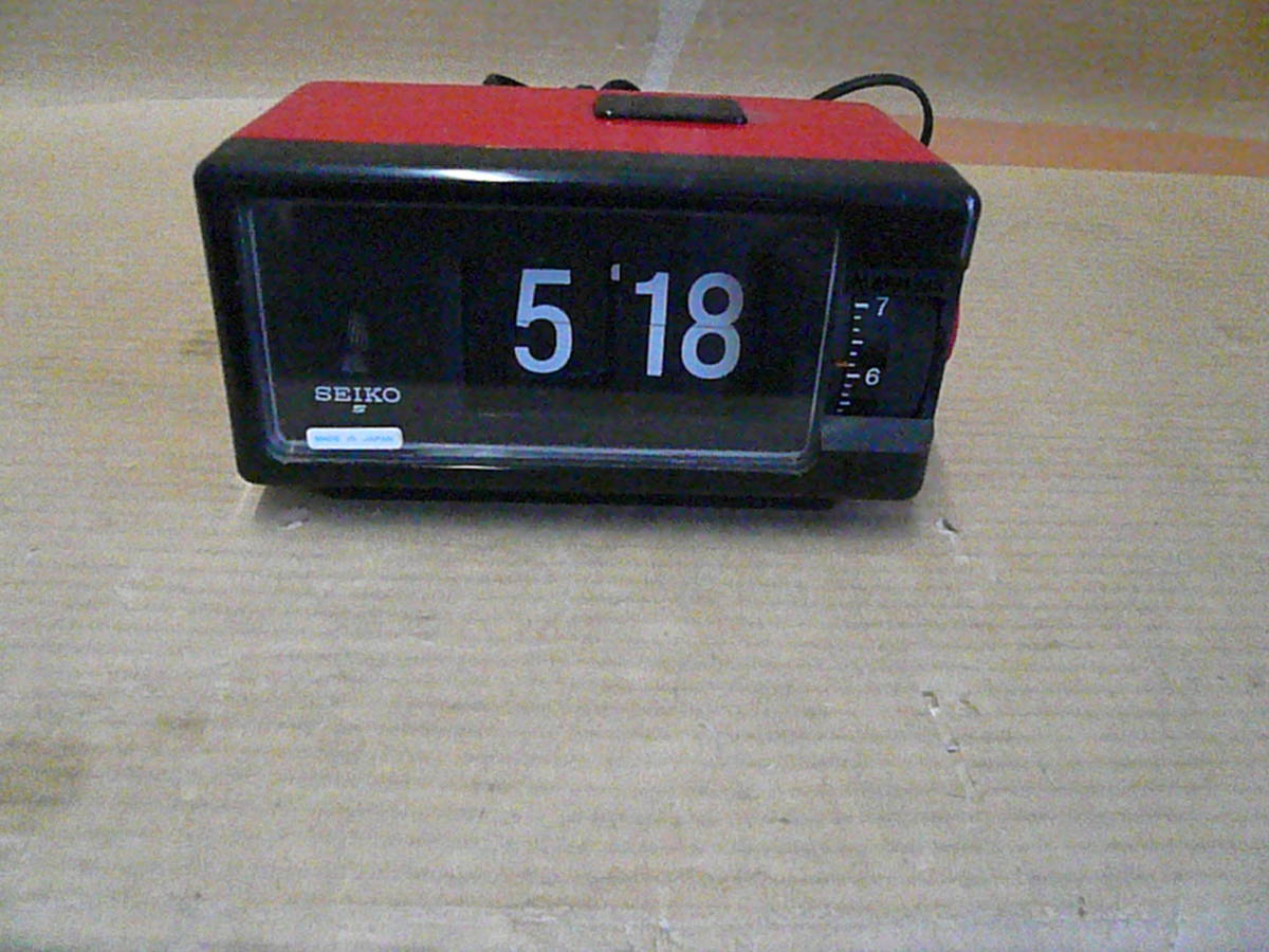 Yahoo!オークション - セイコー パタパタ時計 DP-690T 赤 日本製 Yahoo!オークション - セイコー パタパタ時計 DP-690T 赤 日本製