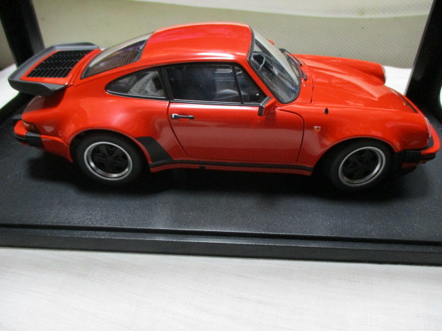 オートアート 1/18 ポルシェ911 ターボ3.3 ガーズレッド | contifarma.pe