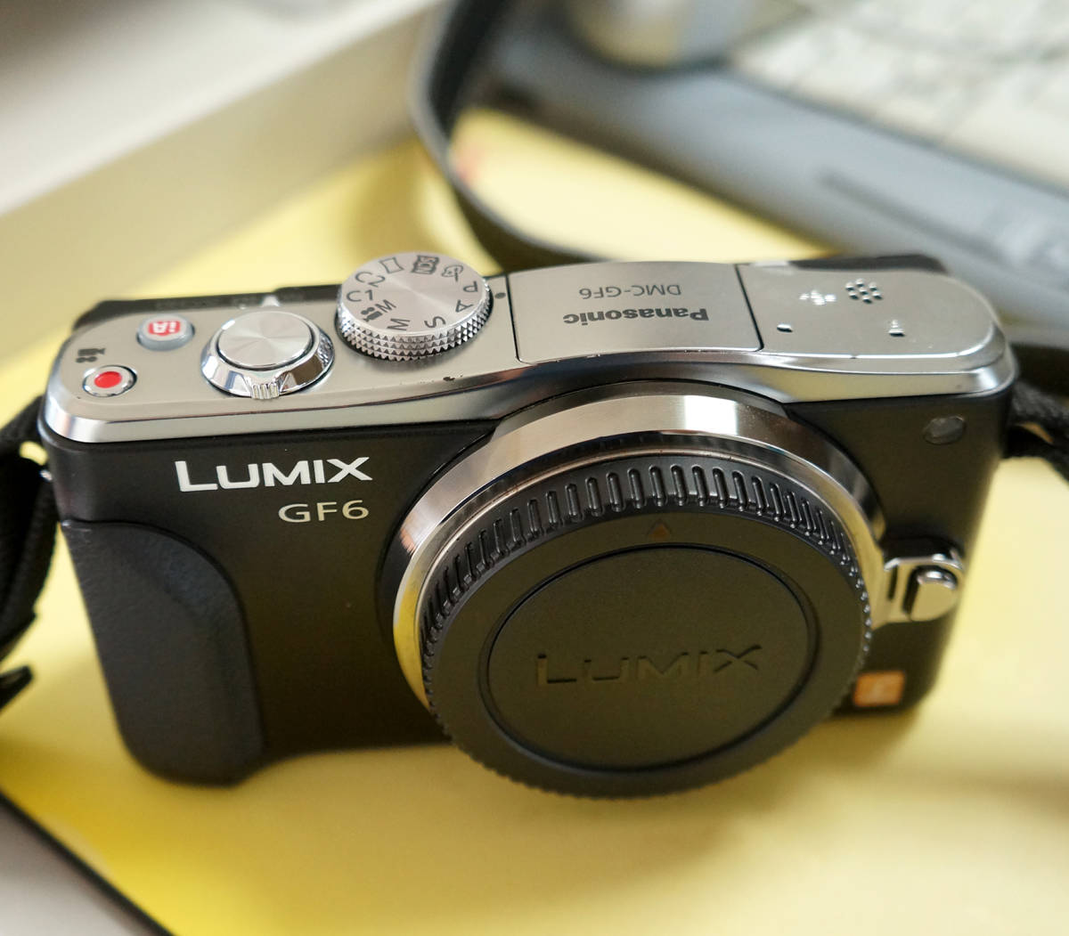 カメラ デジタルカメラ パナソニック LUMIX DMC-GF6 ボディのみ
