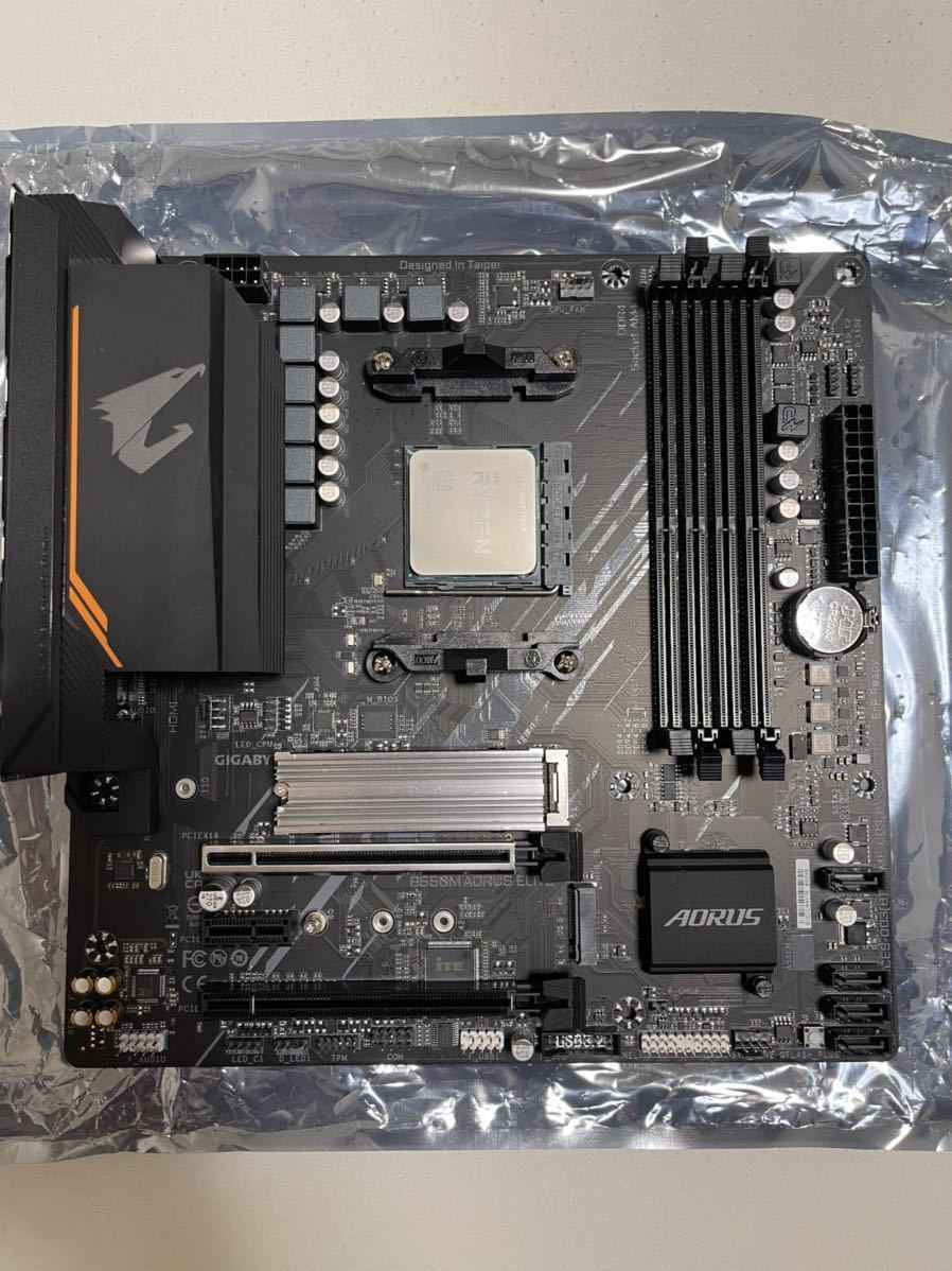 AMD Ryzen9 5950X ◆GIGABYTE B550M AORUS ELITE ◆Crucial P5 Plus 1TB ◆OS Windows10 4点セット　動作確認済み_画像1