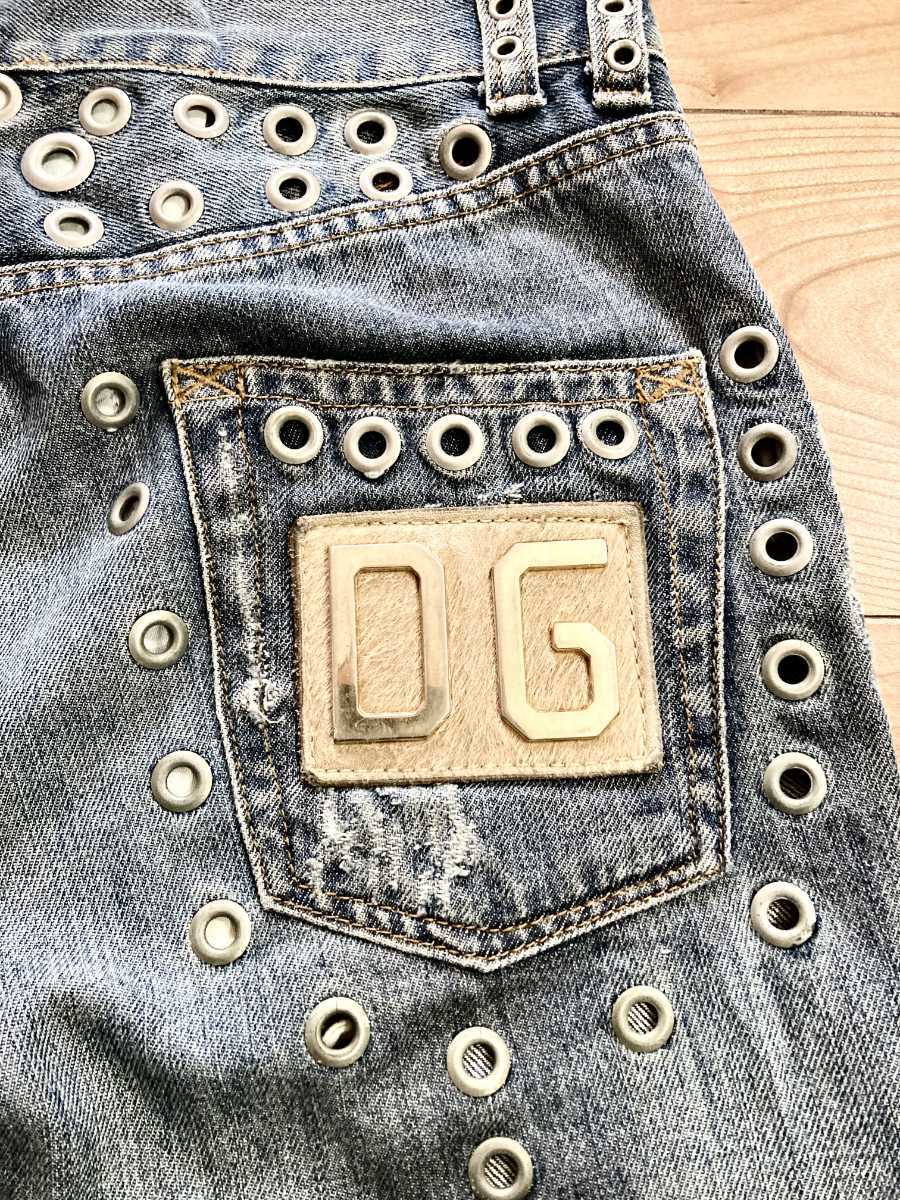 激レア!ドルチェ &ガッバーナ DOLCE&GABBANA スタッズ デニム 激レア!ドルチェ &ガッバーナ DOLCE&GABBANA スタッズ デニム
