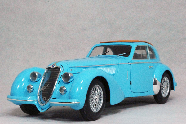 ● 1/18 アルファ ロメオ 〓 8C 2900B Lungo 1938 / ライト ブルー 〓 Alfa Romeo