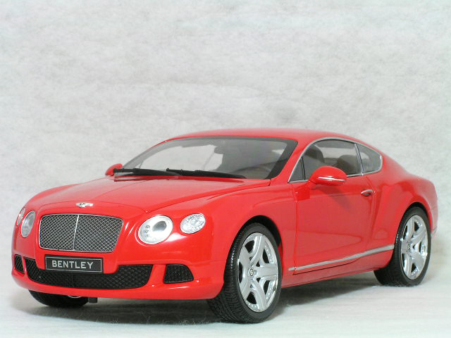 ○ 1/18 ベントレー〓 コンチネンタル GT / 2011年 レッド 〓 Bentley