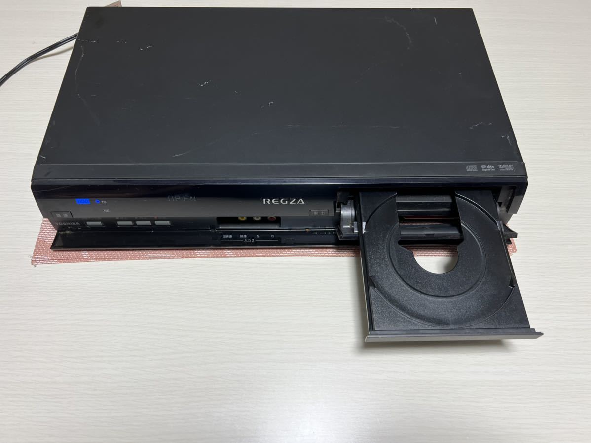 TOSHIBA RD-R200 [HDD1TB内蔵 DVD-RAM/-R/-RW/-R DL 地上/BS/CS110度デジタル内蔵 レグザハイビジョンレコーダー] 現状品_画像3