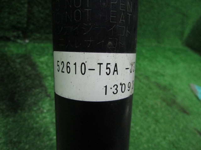 89442* Fit hybrid DAA-GP5 задний амортизатор левый правый *52610-T5A-J320-M1