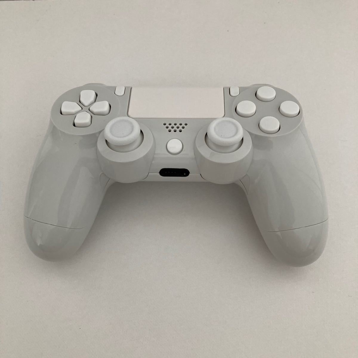 【極美品】PS4コントローラー　純正品白色カスタム　　 デュアルショック4 SONY 整備品　