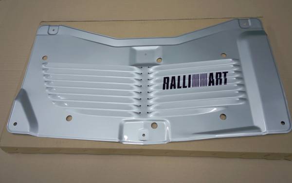 新品 RALLIART ランエボ89 ラリーアートエンジンフードフィンパネル