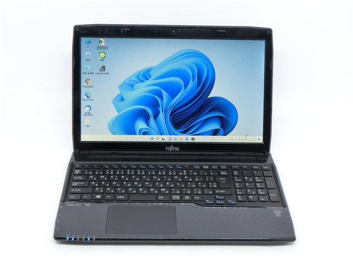 素晴らしい Win11Pro/カメラ内蔵/15.6型/ノートPC/新品SSD256/8GB/4世代i3/FMV AH45/R 新品無線ウス/HDMI/無線WIFI/Bluetooth/office2021搭載 15インチ~ 素晴らしい Win11Pro/カメラ内蔵/15.6型/ノートPC/新品SSD256/8GB/4世代i3/FMV AH45/R 新品無線ウス/HDMI/無線WIFI/Bluetooth/office2021搭載 15インチ~