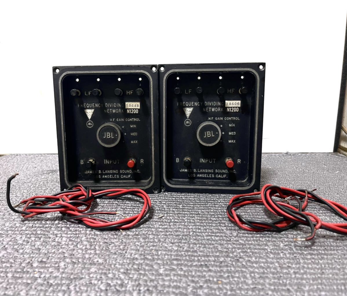 JBL N1200 クロスオーバーネットワーク ペアです。 JBL N1200 クロスオーバーネットワーク ペアです。