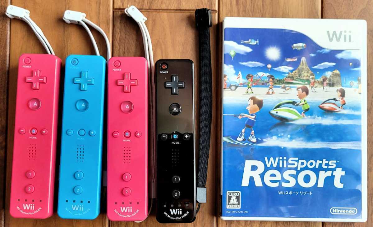 【4人で遊べるセットA】WiiU　32GBセット＋人気ソフト20本&オプション多数 _画像4