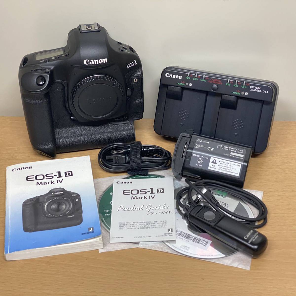 送料無料!総ショット数48,000以下の美品 キヤノン Canon EOS-1D Mark