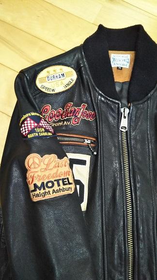 【美品!試着のみ】LOW BLOW KNUCKLE シングルライダース パッチ ワッペン ミリタリー 検)AVIREX アヴィレックス TOP GUN トップガン_画像3