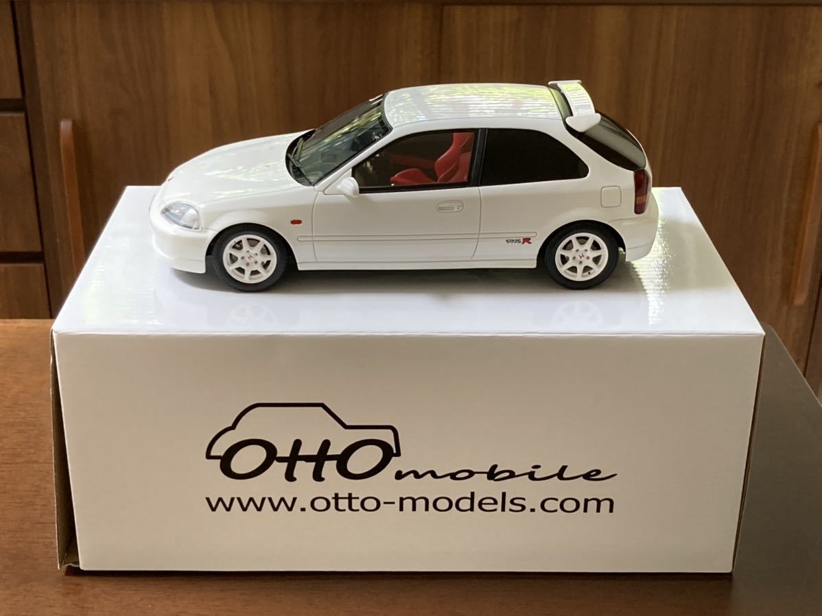 1/18 OTTO(京商)ホンダ シビック タイプR(EK9)ホワイト 新品レア