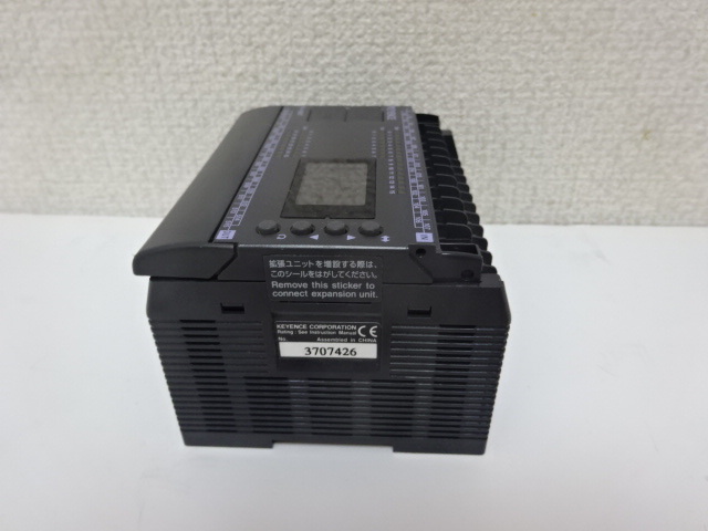 中古 KEYENCE 表示機能内蔵超小型PLC KV-40AT カバーが欠品_画像2