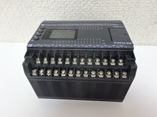 中古 KEYENCE 表示機能内蔵超小型PLC KV-40AT カバーが欠品_画像3