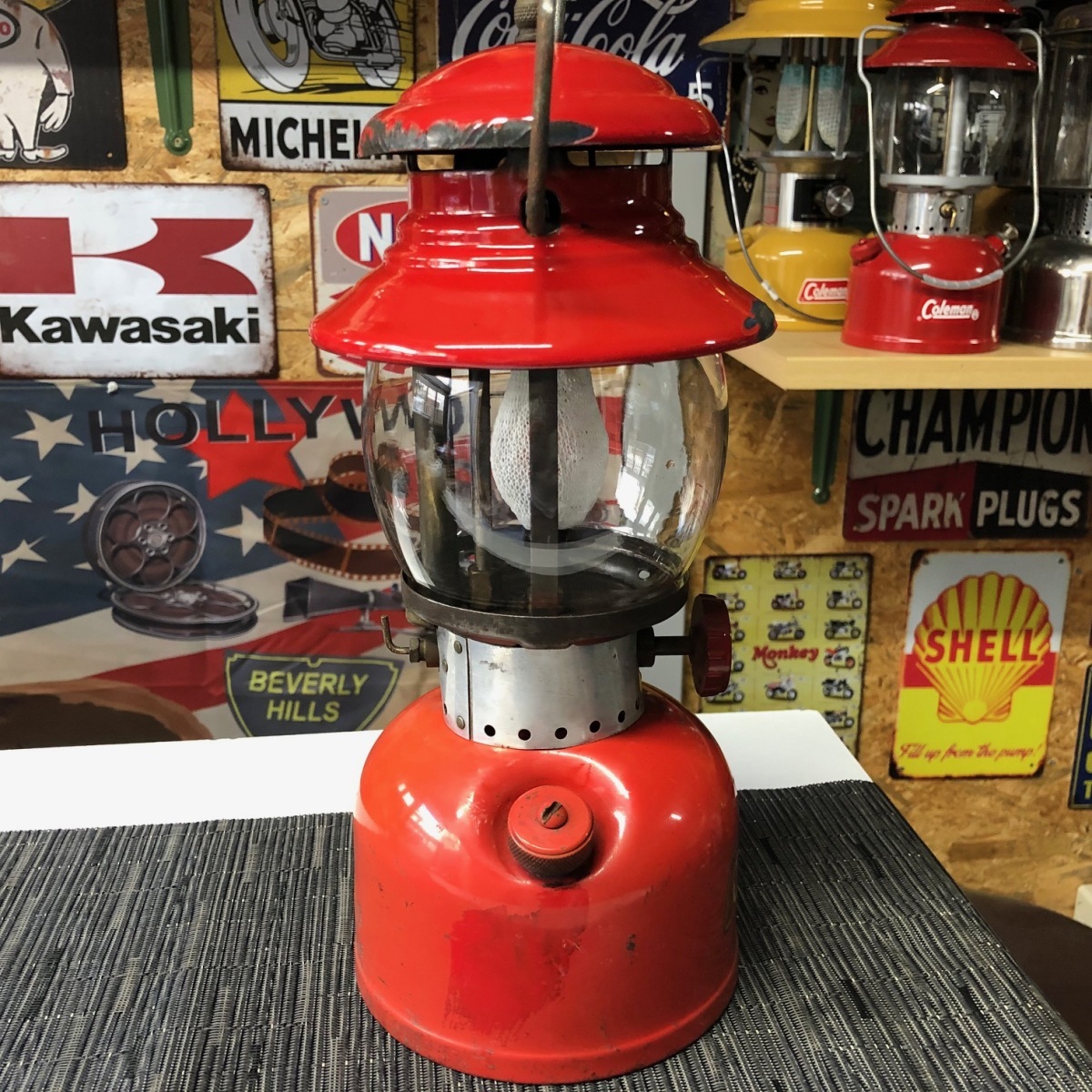 イエローボーダー 1957年11月 コールマン Coleman 200A ランタン | isn
