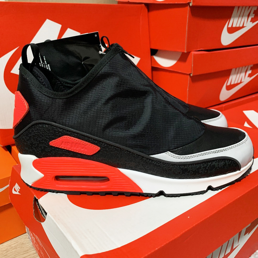 新品 NIKE AIR MAX 90 UTILITY サイズ28cm US10 国内正規品 黒 新品 NIKE AIR MAX 90 UTILITY サイズ28cm US10 国内正規品 黒
