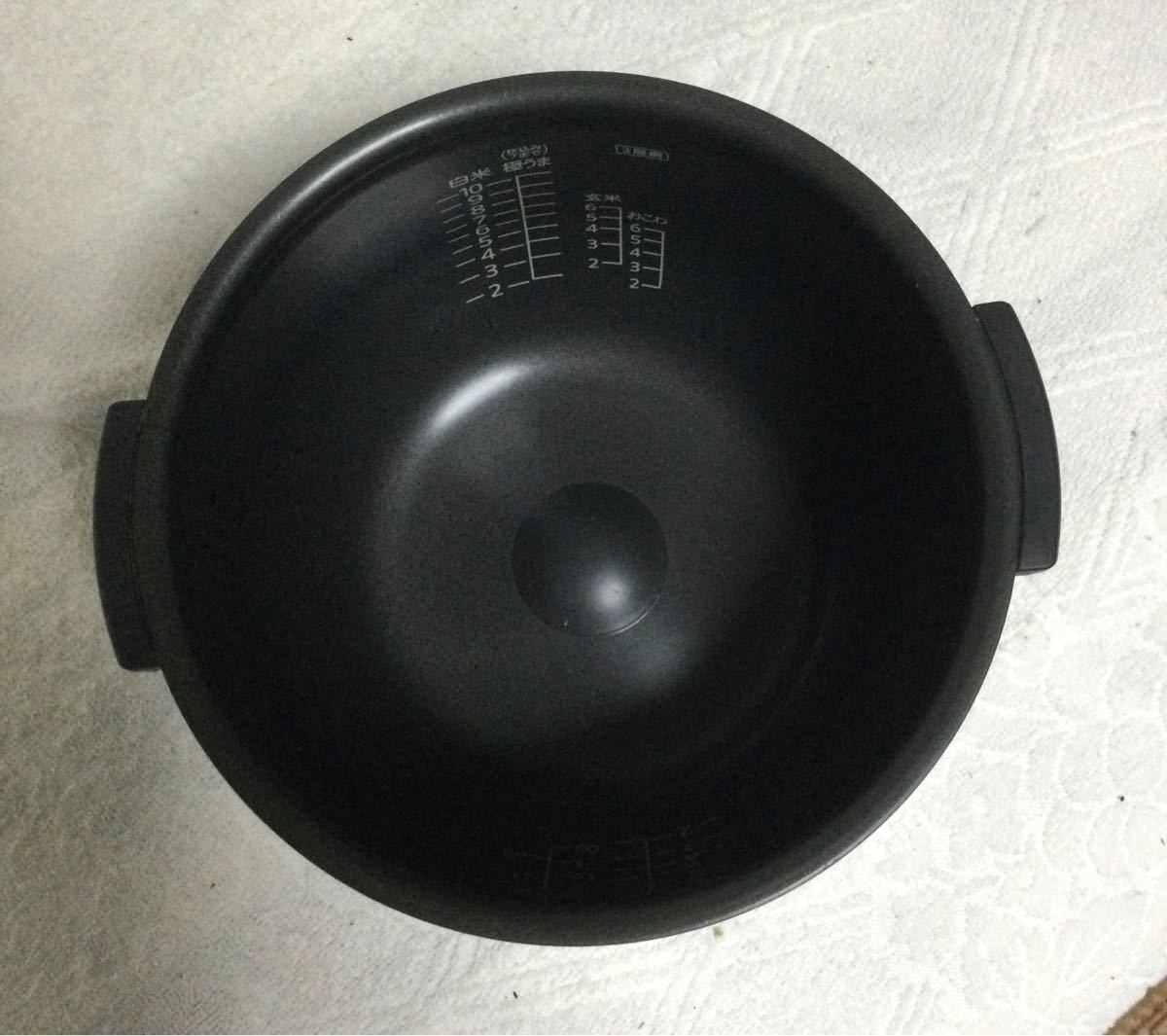 タイガーIH炊飯ジャー型番　JKT-B180(C) 2015年製　1升 10合