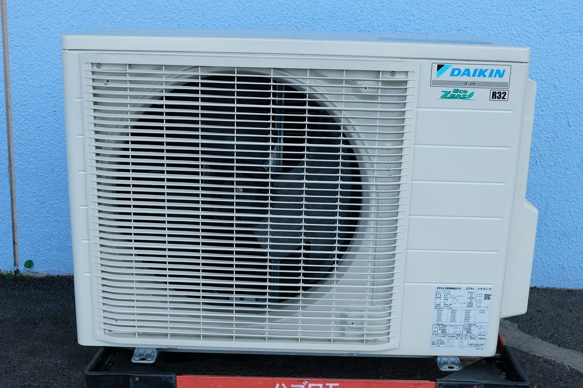 ダイキン DAIKIN 天井カセット型 パッケージエアコン FHCP80EN 天カセ 3馬力 2方向ダクト仕様 単相200V 2021年製 中古 冷房 空調 暖房_画像7