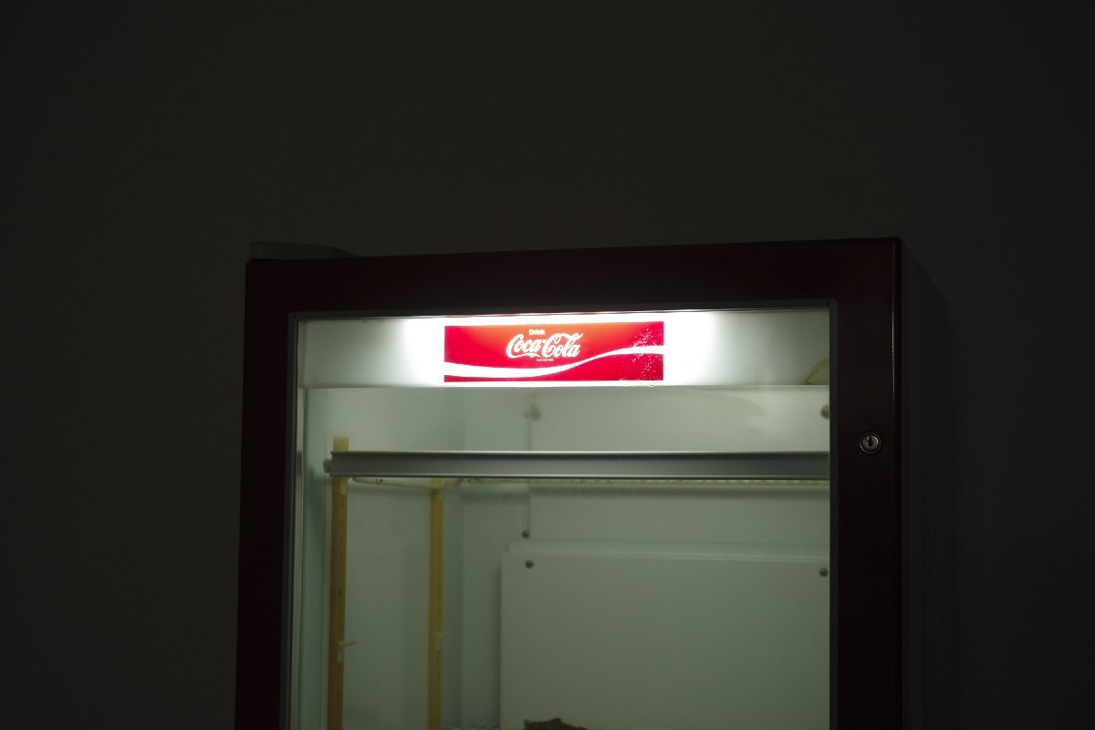 コカ・コーラ冷蔵ショーケース 動作OK (冷蔵1～2℃) ナショナル NS-300C 中古 【直接引取り可】中古 冷蔵庫 業務用 ガレージ Coca-Cola_画像4
