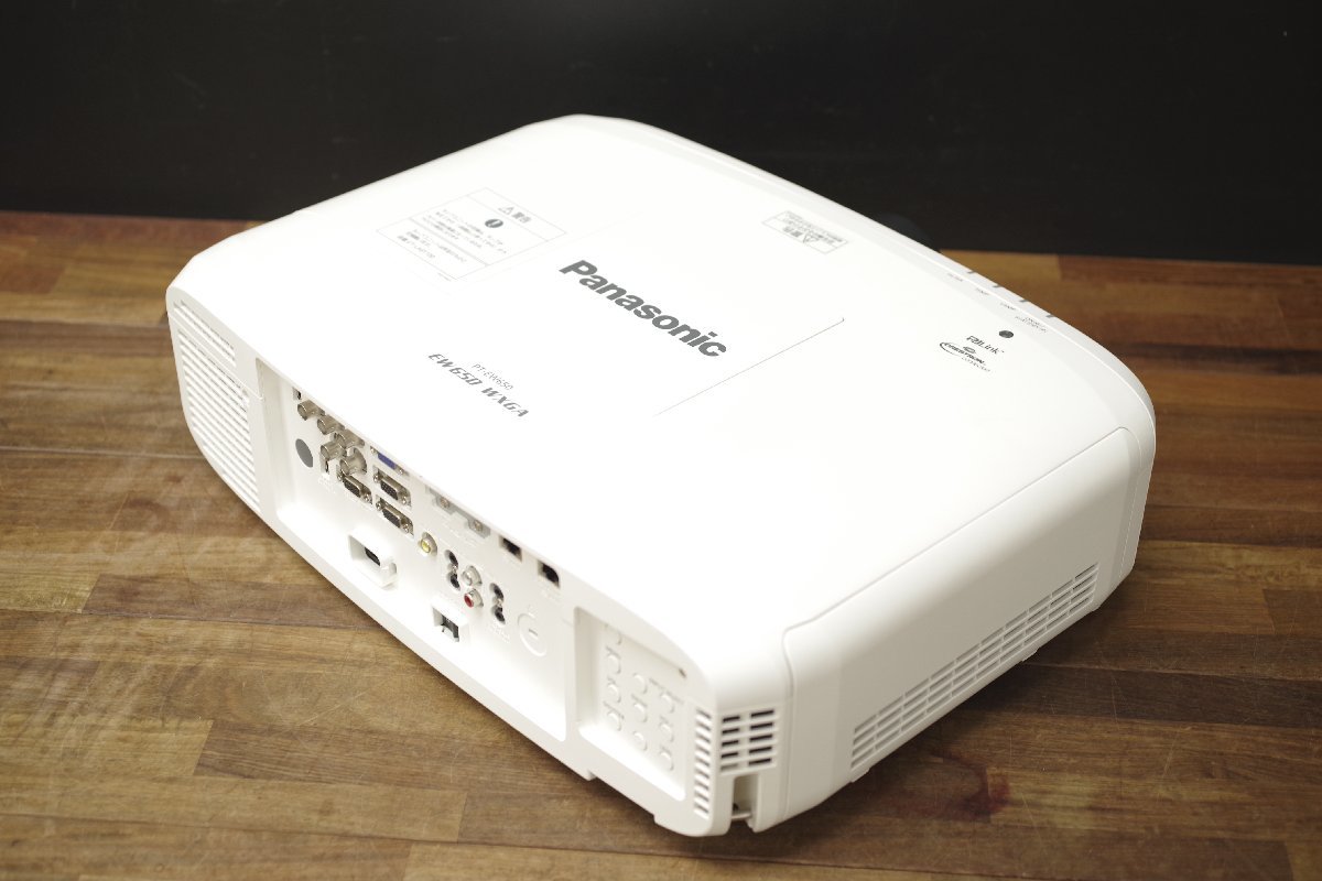Yahoo!オークション - 美品 低使用 Panasonic PT-EW650J Yahoo!オークション - 美品 低使用 Panasonic PT-EW650J