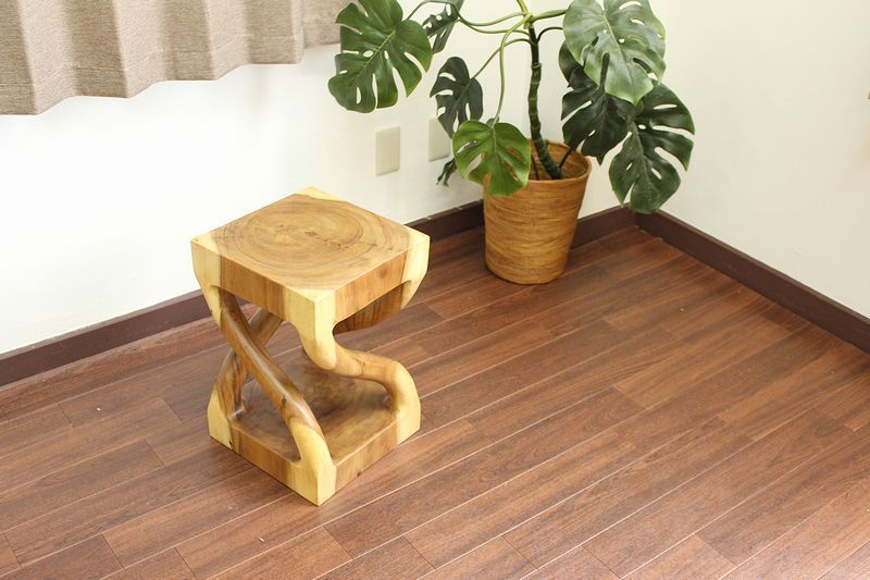 １円 モンキーポッド 無垢 天然木１本彫 椅子 スツール ハンドメイド
